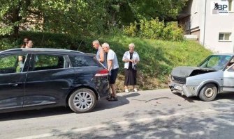 Saobraćajna nezgoda u Rakonjama, jedna osoba povrijeđena