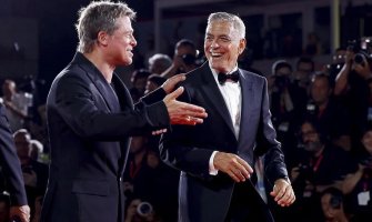 Otkiven razlog zbog kojeg Brad Pitt i George Clooney godinama nijesu razgovrali