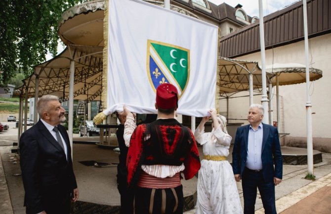 Bošnjačko vijeće: Suprostavićemo se svakoj reviziji istorije